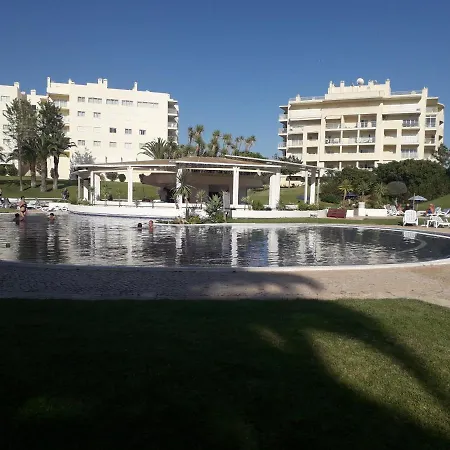Vila Marrachique Al 98413 * Алвор